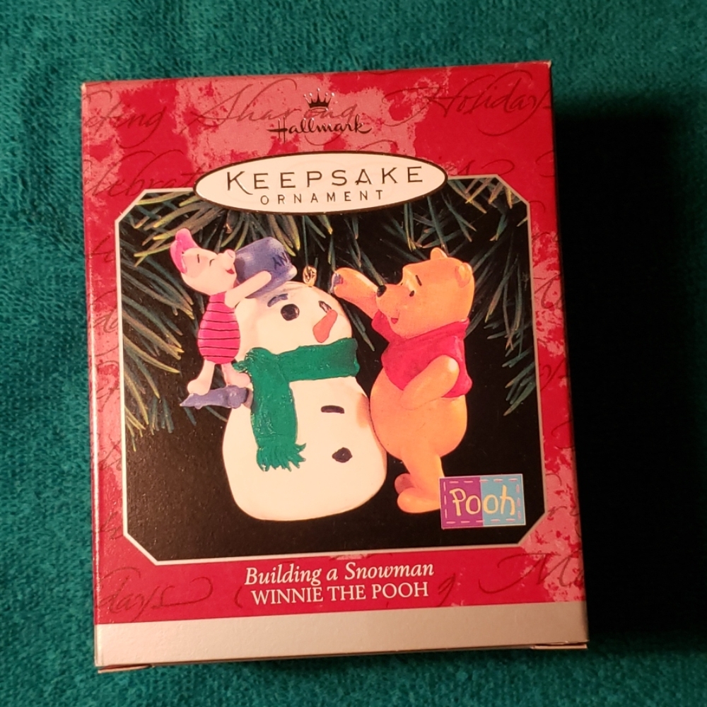Hallmark Ornament Winnie the Pooh NIB